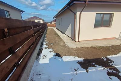 CASA SINGLE DEOSEBITA 4 CAMERE,VALEA LUPULUI ,IASI - 9
