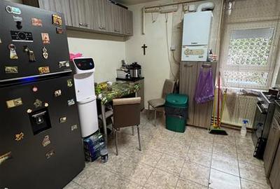 Apartament 4 camere Hol H Bld. Brancoveanu, - 2