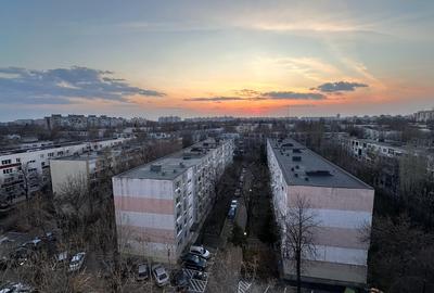 Apartament cu 2 camere decomandat, mobilat în Brâncoveanu