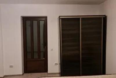 Apartament cu 2 camere semidecomandat, mobilat în Copou