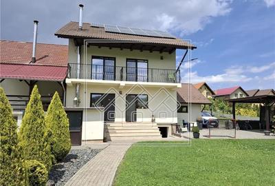 Casa individuala in Poplaca, teren mare, la cheie, mobilata, utilata - 10