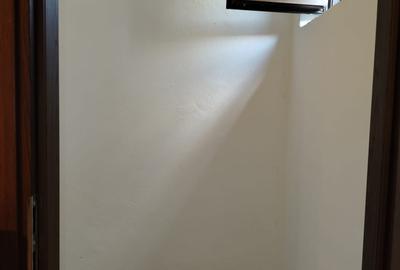 Apartament 4 camere 80mp zona Primariei +garaj sub bloc 139.500eur neg - 2