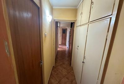 3 camere | Gorjului | Militari | Pacii | metrou 8' - 8