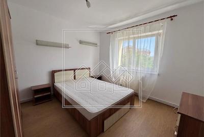 Apartament de vanzare in Sibiu - 3 camere, balcon, pivnita - zona buna - 6