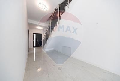 DUPLEX NOU, curte, cartier Izvor! - 13