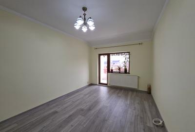 Apartament de vanzare - 4