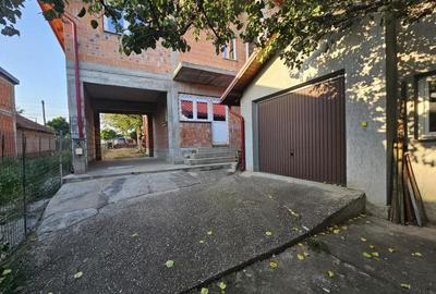 Ciorogarla CENTRAL Casa Nefinisata 5Cam+2Bai+3Balc Teren 516mp Garaj - 1