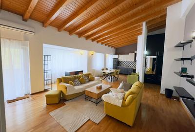 Apartament cu 2 camere semidecomandat în Soarelui