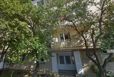 Apartament cu 3 camere în Târgu Neamț