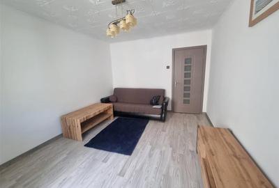 Apartament cu doua camere zona 13 Decembrie