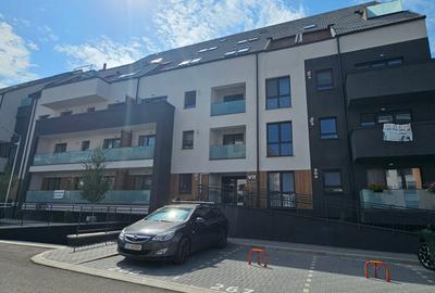 Apartament cu 3 camere decomandat zona Tractoul Maurer Villas - 1