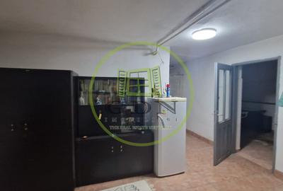 Casa cu 5 camere, 200mp, Centru - 18