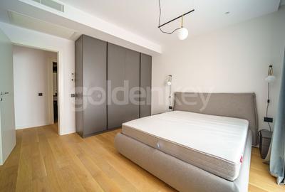 Apartament mobilat cu 4 camere | ultra-finisat | 2 garaje - 12
