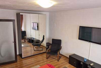 Garsonieră spațioasă 42 mp – Vitan Mall, etaj 7/8, balcon, 12 min metrou - 2