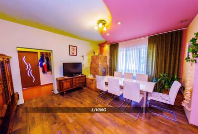 Casă P+1 din cărămidă, 683 mp teren, 4 garaje – Strada Zorilor - 1