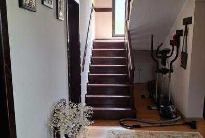 Casa cu etaj la Hudum - 8