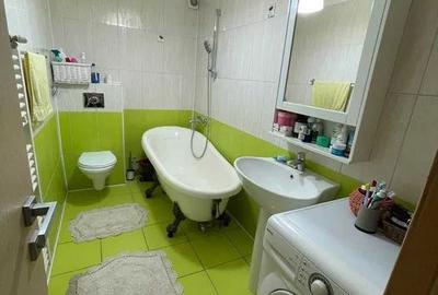 APARTAMENT 3 CAMERE DECOMANDAT ZONA TOMIS 3 - 1