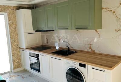 Apartament cu 3 camere semidecomandat, mobilat în Vest