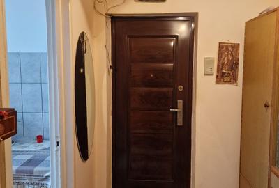 De Vanzare Apartament 2 camere semidecomandat -parter,zona Policlinica ,Suceava - 4