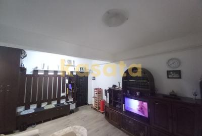 Apartament cu 2 camere semidecomandat, mobilat în Central