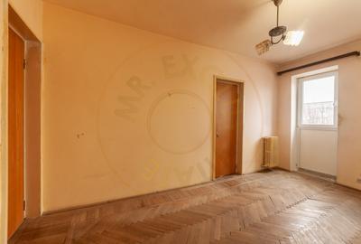 Apartament 3 camere, etaj 3/4, Razboieni - 5