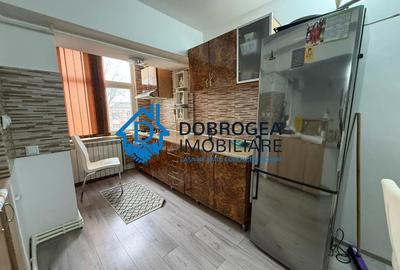 E3- 4 CAMERE DECOMANDAT ETAJ 3, CENTRALA GAZ - 3