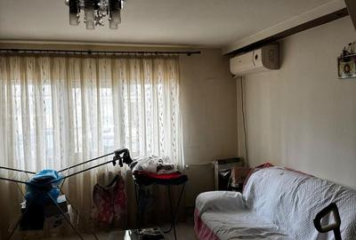 Apartament cu 3 camere , str. Bozieni - 33