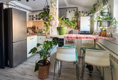 Apartament 2 camere - Domenii, etaj 2/2, centrala noua, curte, boxă, pod. - 11
