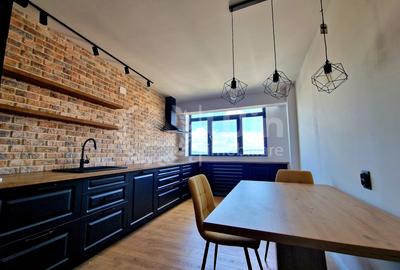 Apartament cu 4 camere decomandat, mobilat în Zorilor