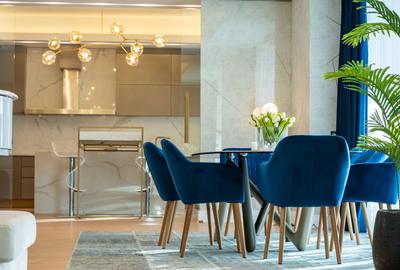 Apartament cu 5 camere decomandat, mobilat în Herăstrău