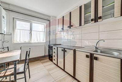 Apartament de vânzare cu 2 camere, P.ța UTA - 4