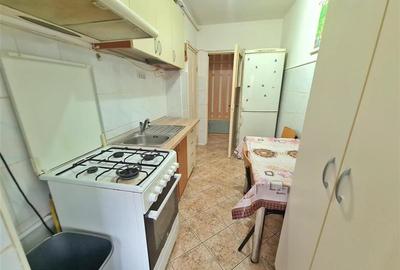 Apartament 3 camere decomandat, etaj intermediar Astra-Carpatilor - 9