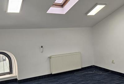 Garsonieră decomandată în Unirii