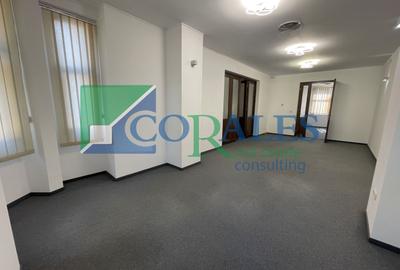 INVESTITIE. Etaj 1, 5 camere, 200 mp utili, 3 Ap. in cladire, 3 locuri parcare - 2