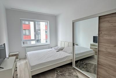 Apartament cu 2 camere semidecomandat, mobilat în Militari
