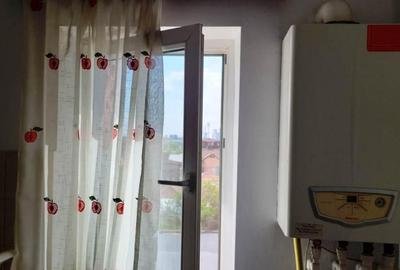 Apartament cu 2 camere, decomandat, cartier Micro 5 - 1