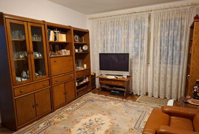 Tomis II - Apartament 2 camere , parter cu balcon