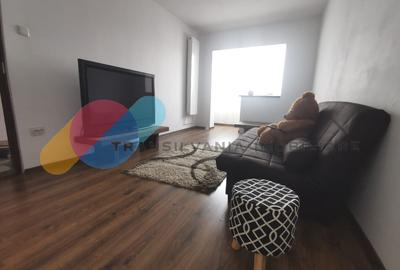 Apartament cu 2 camere semidecomandat, mobilat în Iris