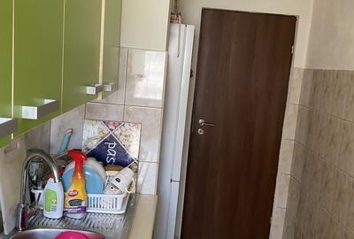 De vanzare apartament 3 camere Drumul Taberei - 6