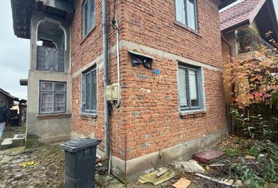 Casa/vila 70mp langa blocuri din caramida , 270mp teren, Filiasi - 1