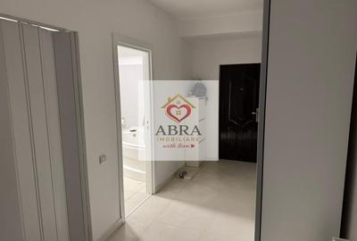 Apartament cu 2 camere semidecomandat, mobilat în Apărătorii Patriei