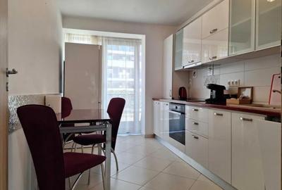 Garsonieră decomandată în Tractorul