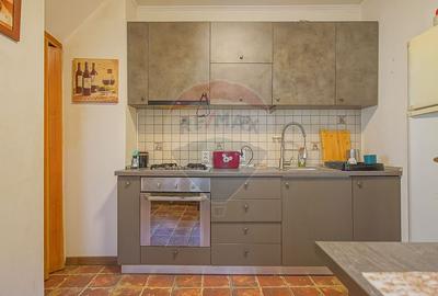 Casă cu 7 Camere + Spațiu Comercial, Oportunitate Rară, Comision 0% - 14