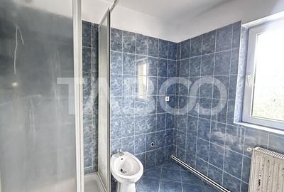 Apartament de vanzare 3 camere nemobilate cu balcon zona Trei Stejari - 7