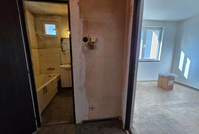 Apartament cu 3 camere de vanzare in zona Grivita - metrou Basarab 1 min. - 14