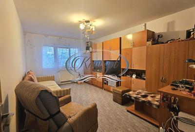 Apartament cu 2 camere decomandat, mobilat în Între Lacuri