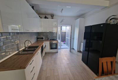 Hanul cu Peste- Casa de închiriat mobilata-utilata,parcare, termen lung - 1