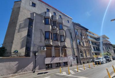 PARTER înalt în imobil ART DECO - PIAȚA SPANIEI - 13