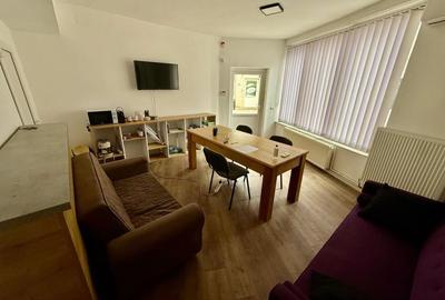 Birou de Inchiriat | 40mp | Parter + Etaj | Zona Brancoveanu | - 1