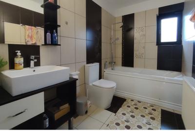 Casa cu 4 camere, teren 850 mp, Cug - 14